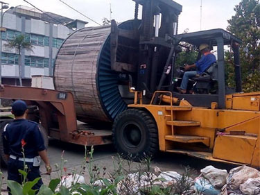 PROYEK PERUSAHAAN LISTRIK NEGARA (PLN)